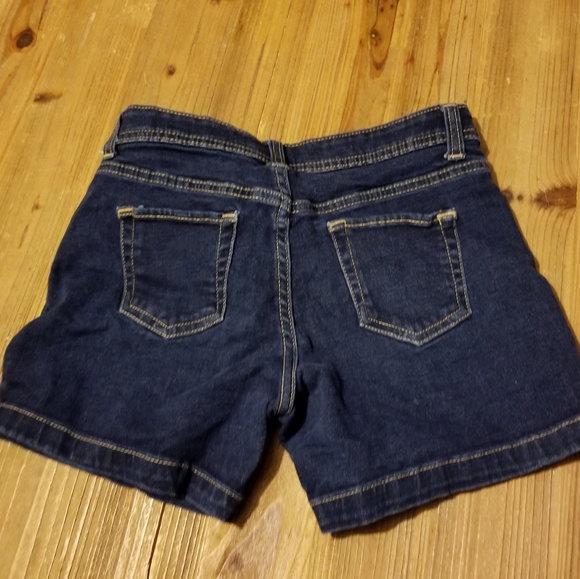 Short - Picture 2 of 3